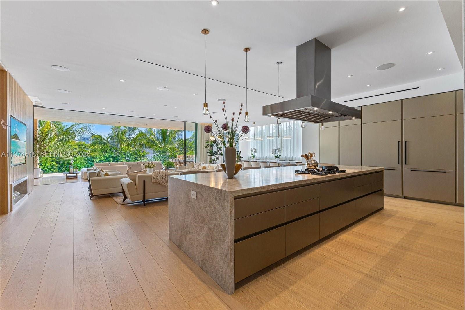 1510 W 23rd St Miami Beach, FL 33140