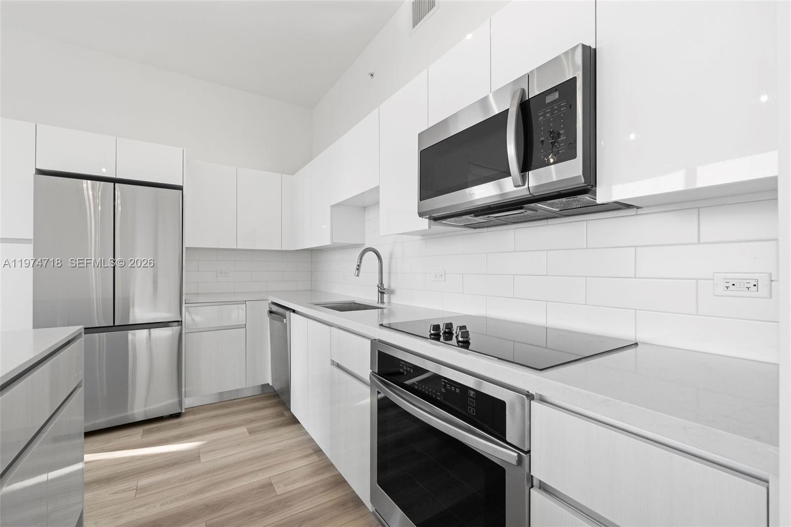 101 Diplomat Pkwy #2211 Hallandale Beach, FL 33009