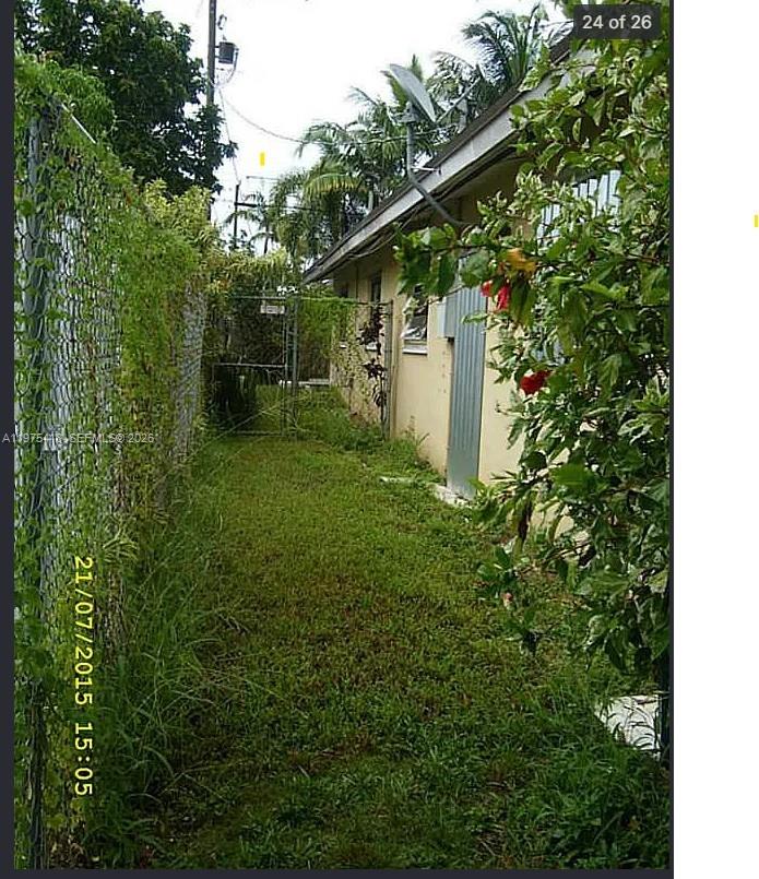 16501 SW 102nd Ct Miami, FL 33157