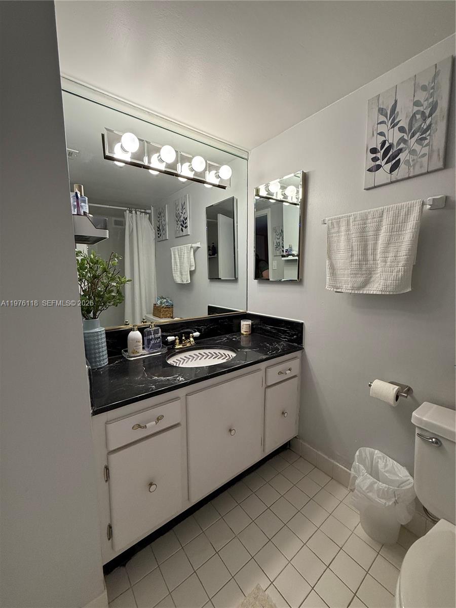 18011 Biscayne Blvd #805 Aventura, FL 33160