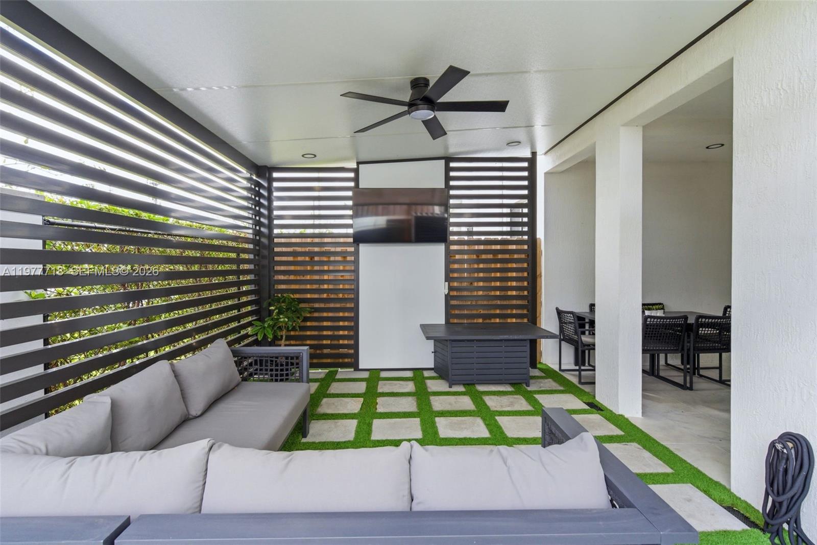 13615 SW 157th Ct Miami, FL 33196