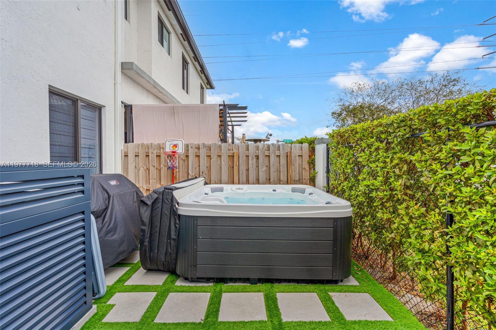 13615 SW 157th Ct Miami, FL 33196