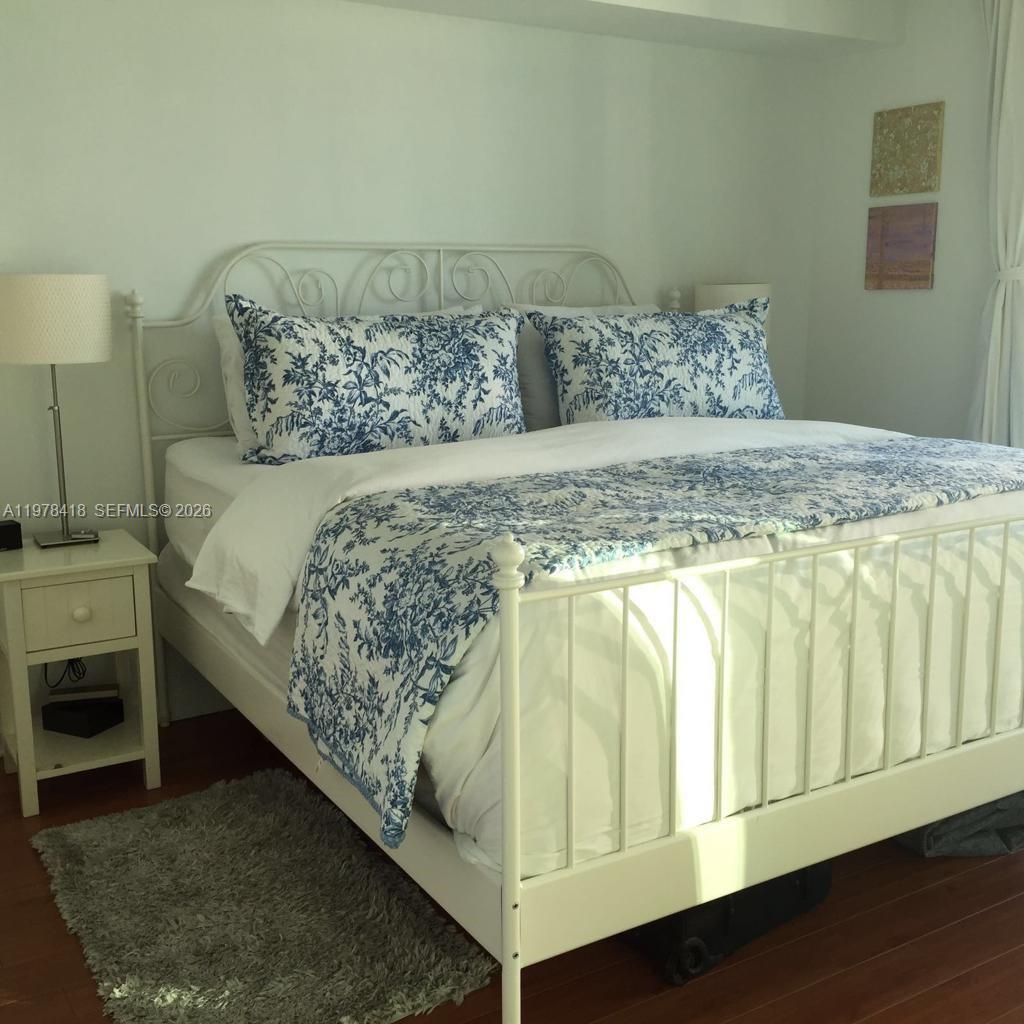 31 SE 5th St #2206 Miami, FL 33131