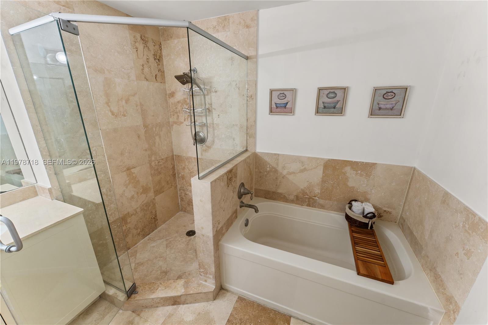 3232 SW 22nd Ter #708 Miami, FL 33145