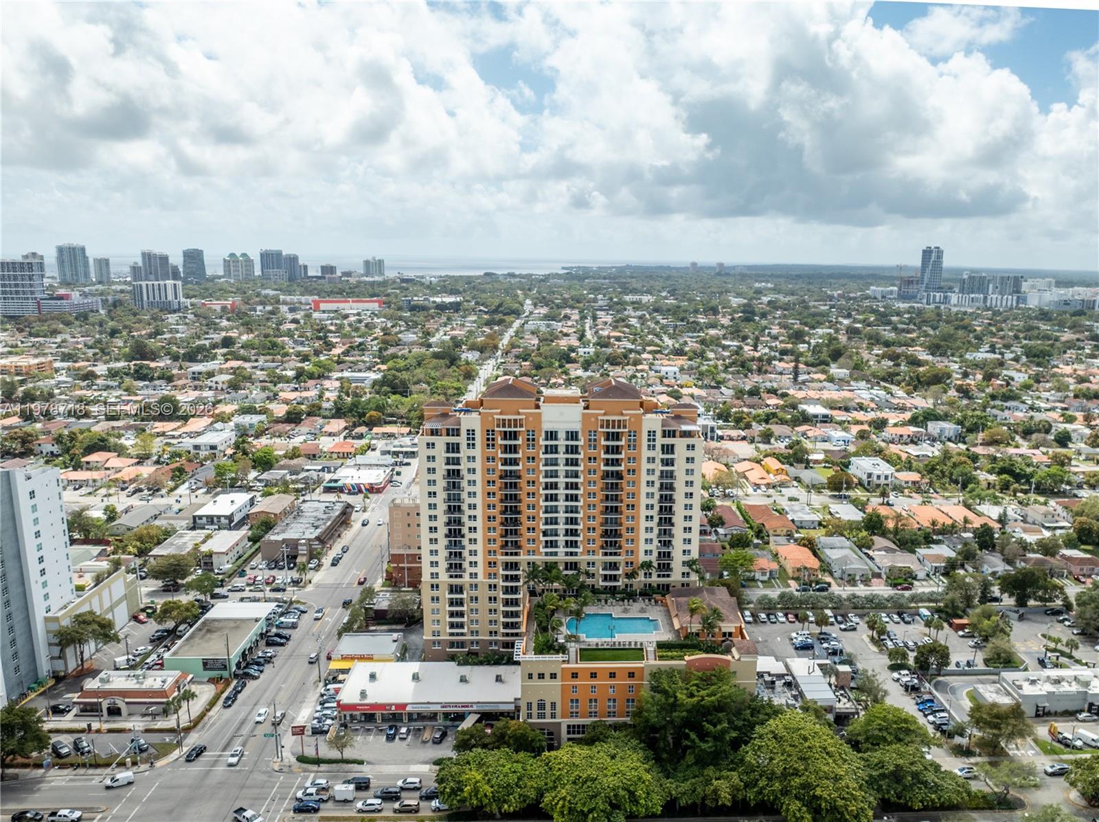 3232 SW 22nd Ter #708 Miami, FL 33145