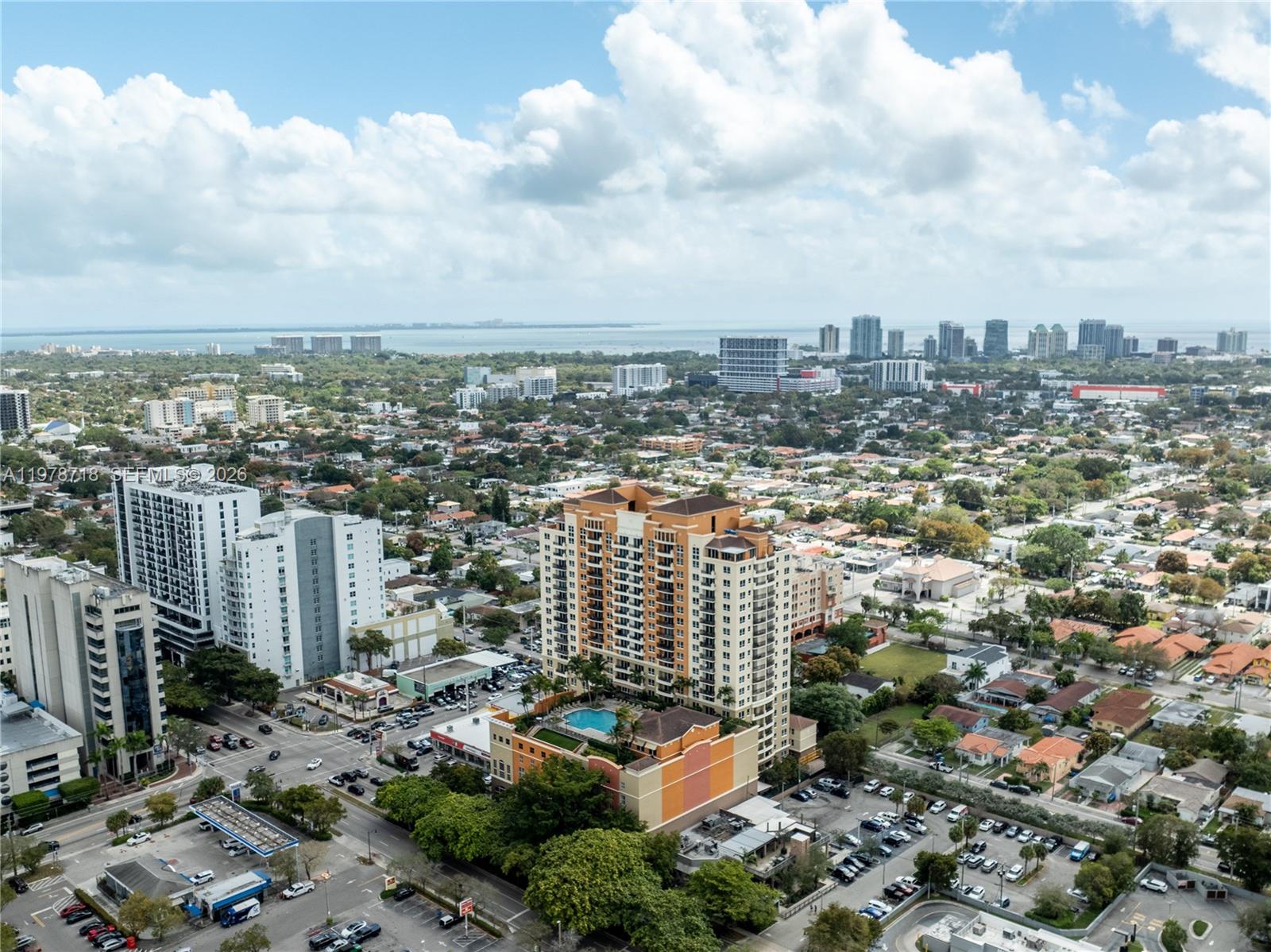 3232 SW 22nd Ter #708 Miami, FL 33145