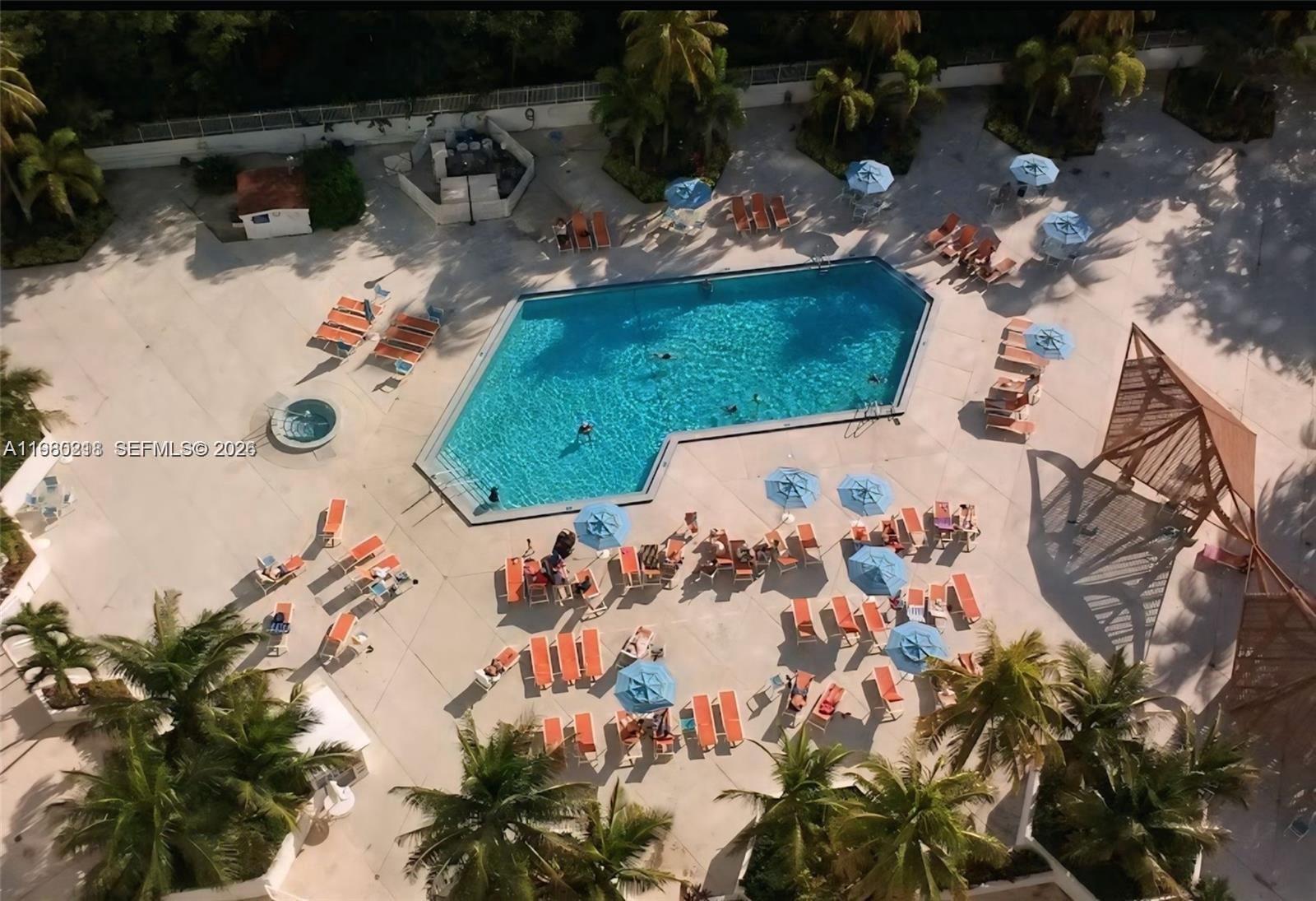 500 Bayview Dr #325 Sunny Isles Beach, FL 33160