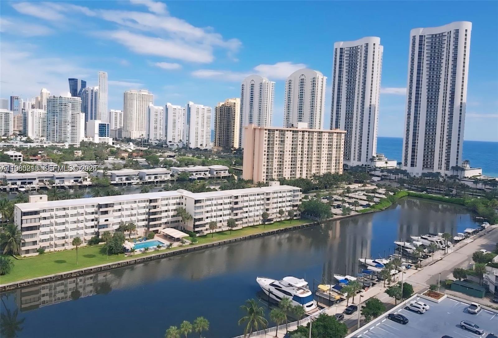 500 Bayview Dr #325 Sunny Isles Beach, FL 33160