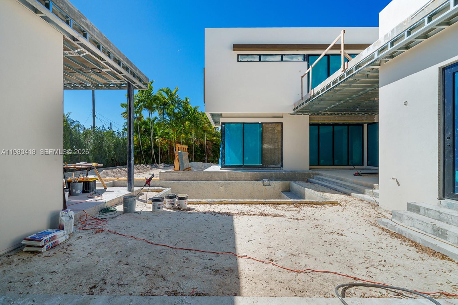 820 NE 111th St Biscayne Park, FL 33161