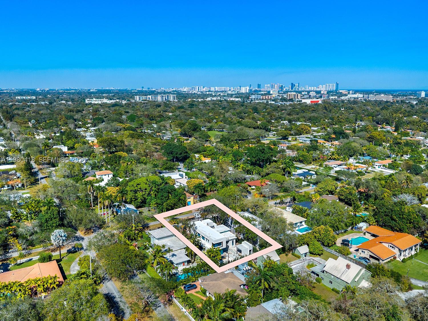 820 NE 111th St Biscayne Park, FL 33161