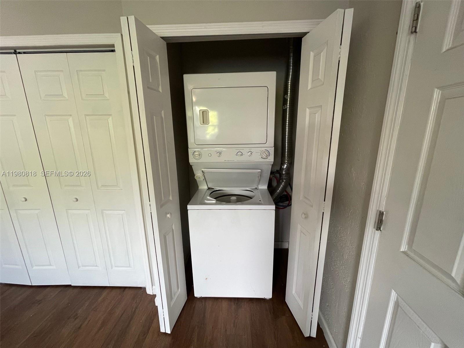 305 NE 15th Ave #REAR Fort Lauderdale, FL 33301