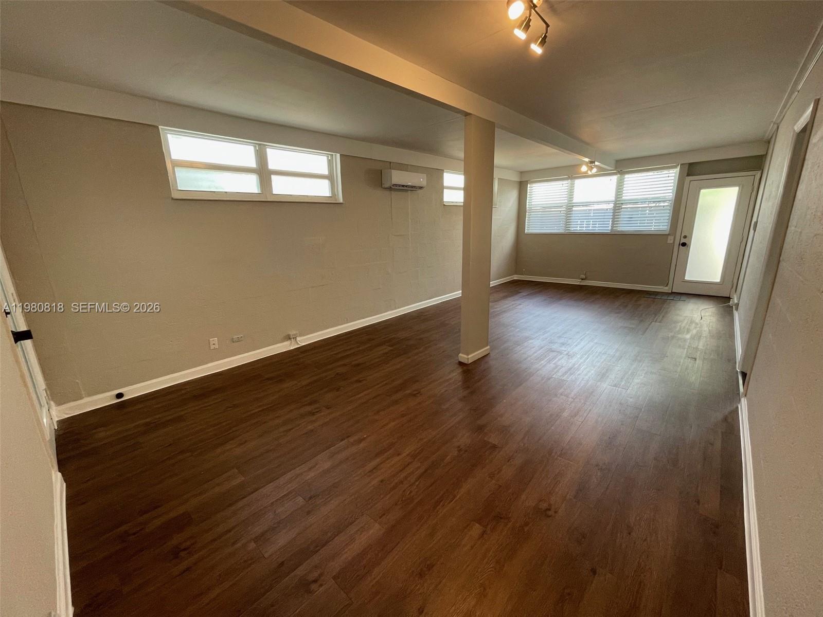 305 NE 15th Ave #REAR Fort Lauderdale, FL 33301