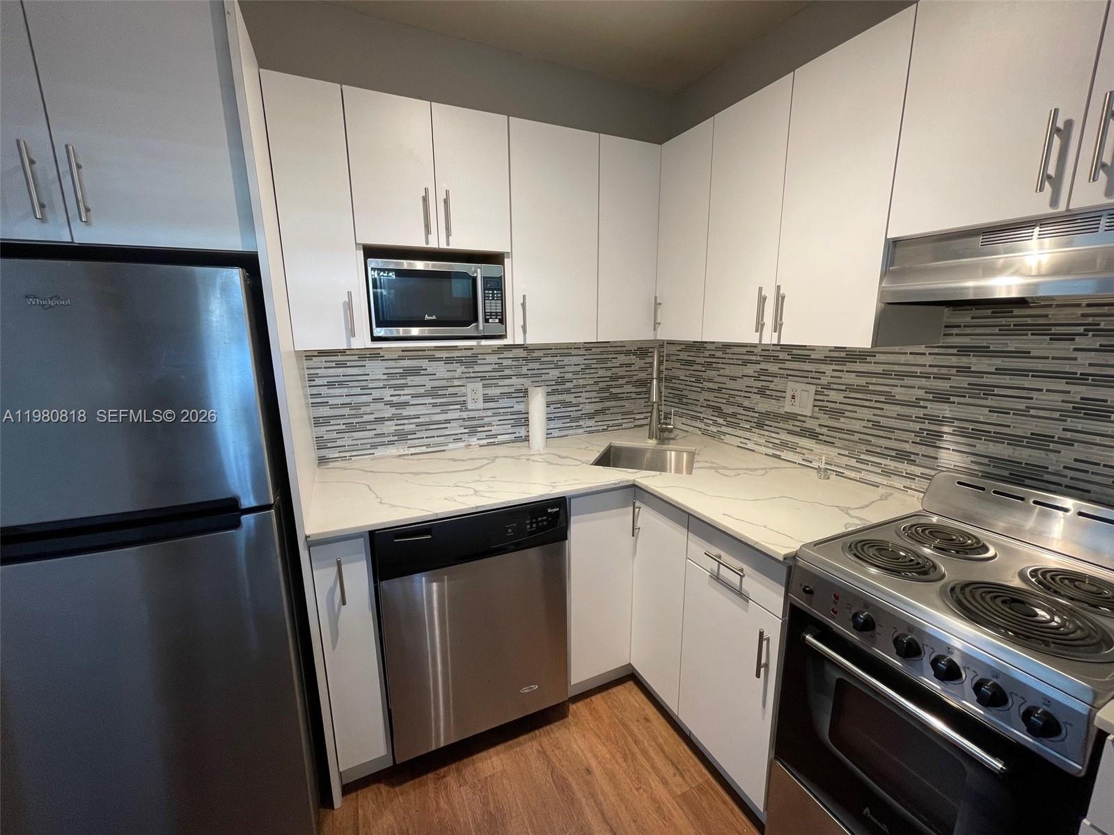 305 NE 15th Ave #REAR Fort Lauderdale, FL 33301