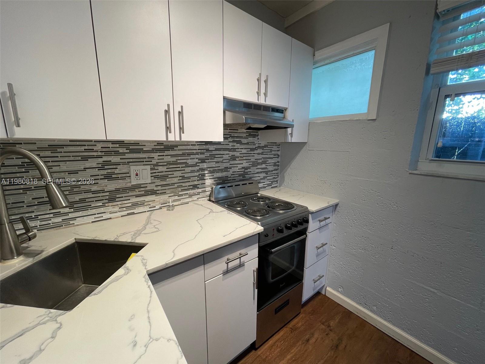 305 NE 15th Ave #REAR Fort Lauderdale, FL 33301