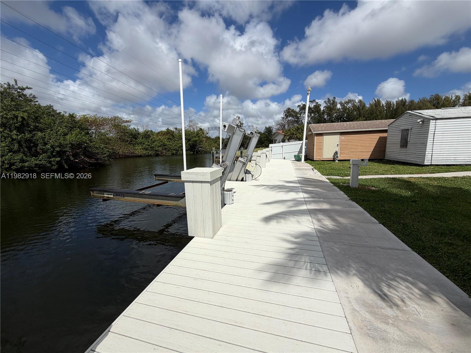 4417 SW 35th Ave Dania Beach, FL 33312