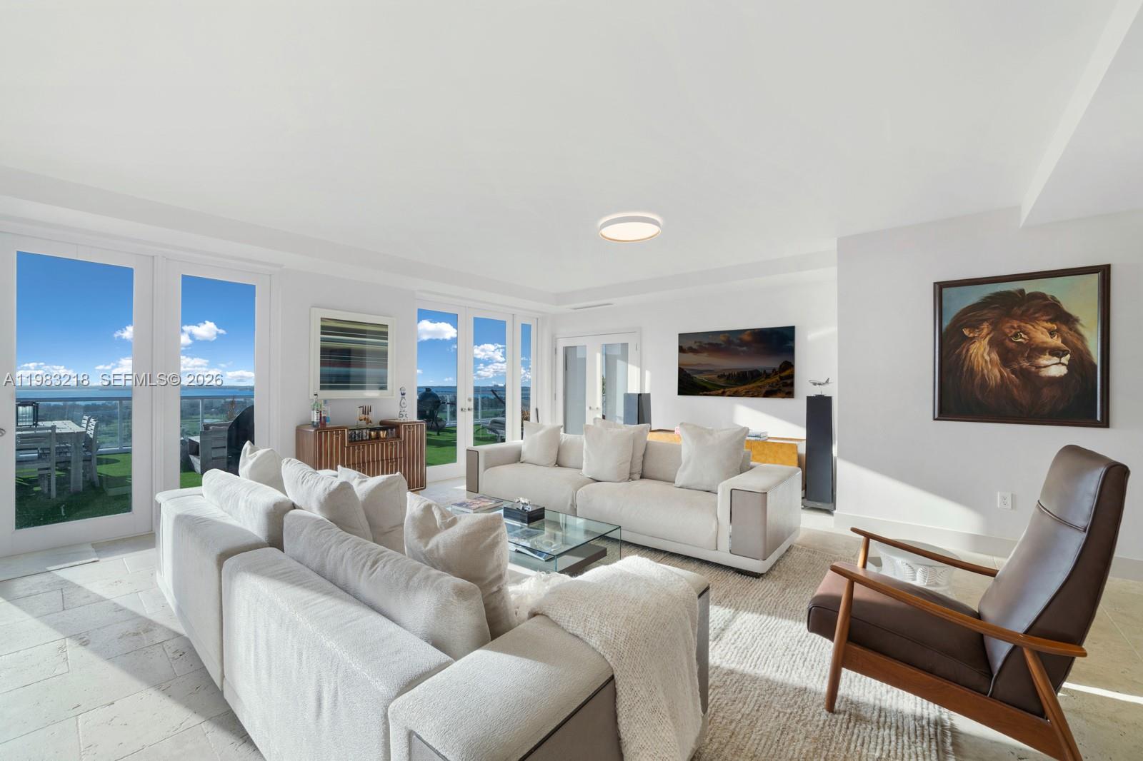 5600 Collins Ave #PH D Miami Beach, FL 33140