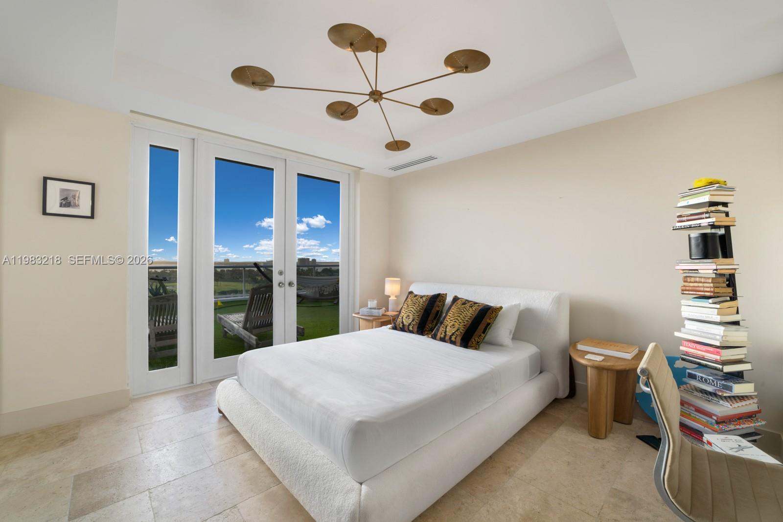 5600 Collins Ave #PH D Miami Beach, FL 33140