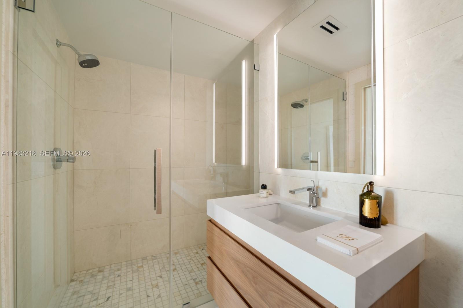 5600 Collins Ave #PH D Miami Beach, FL 33140