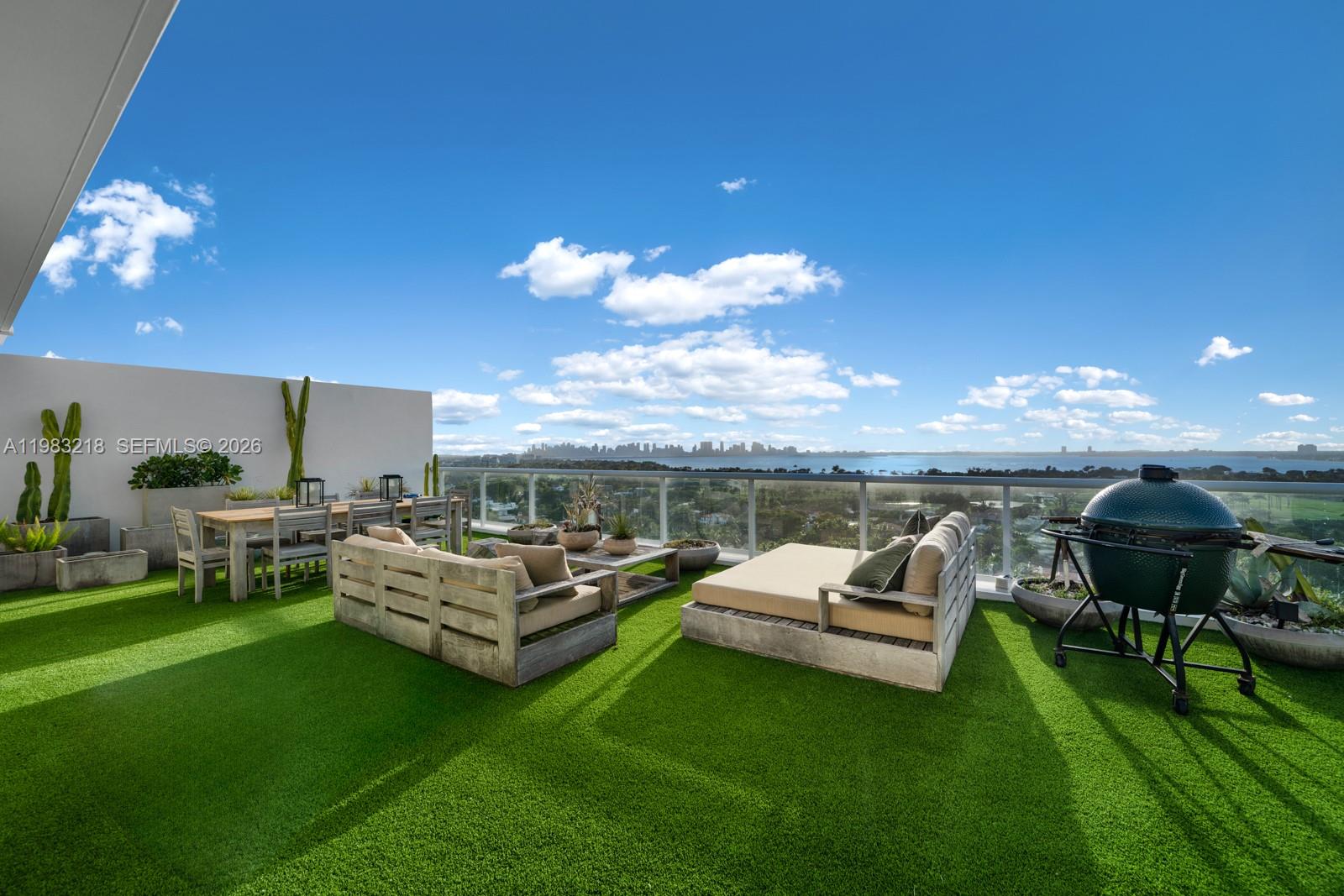 5600 Collins Ave #PH D Miami Beach, FL 33140