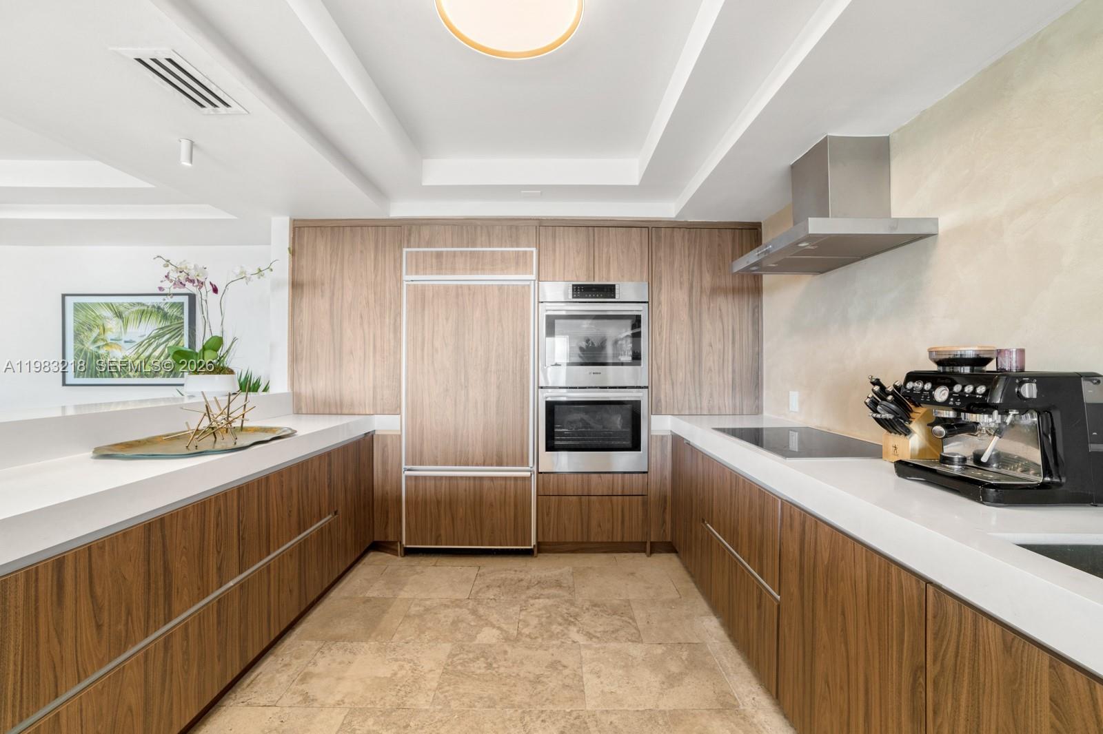 5600 Collins Ave #PH D Miami Beach, FL 33140