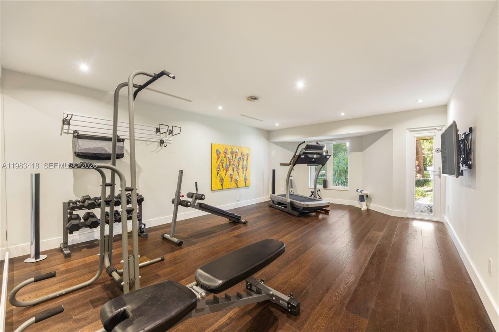 9000 Arvida Dr Coral Gables, FL 33156