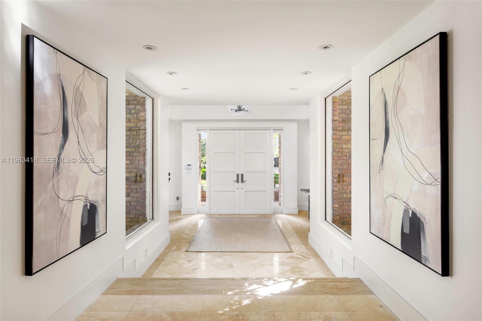 9000 Arvida Dr Coral Gables, FL 33156