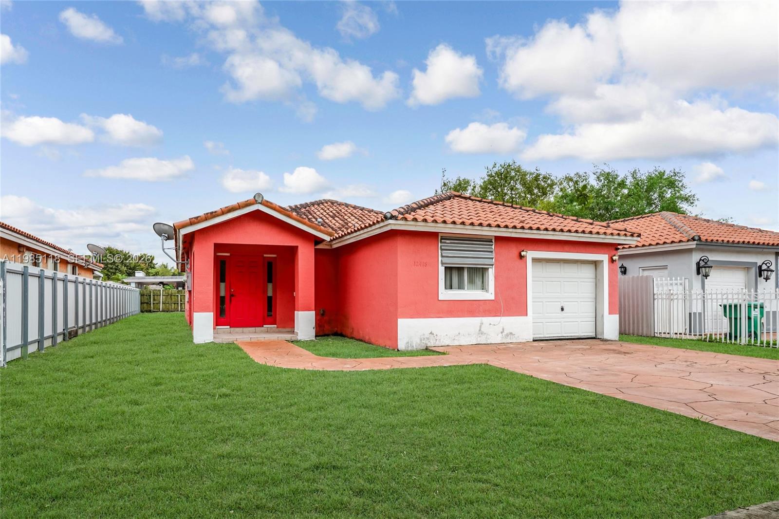 12418 SW 230th St Miami, FL 33170