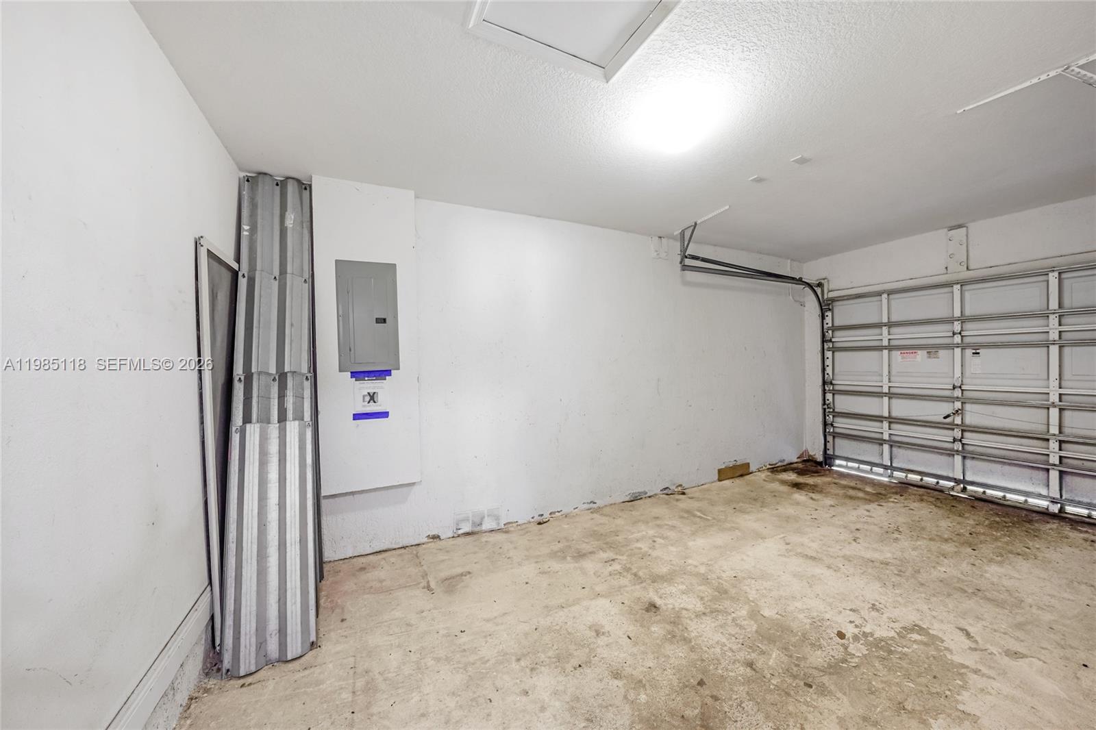 12418 SW 230th St Miami, FL 33170