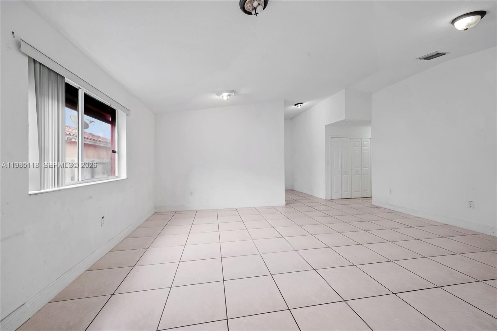 12418 SW 230th St Miami, FL 33170