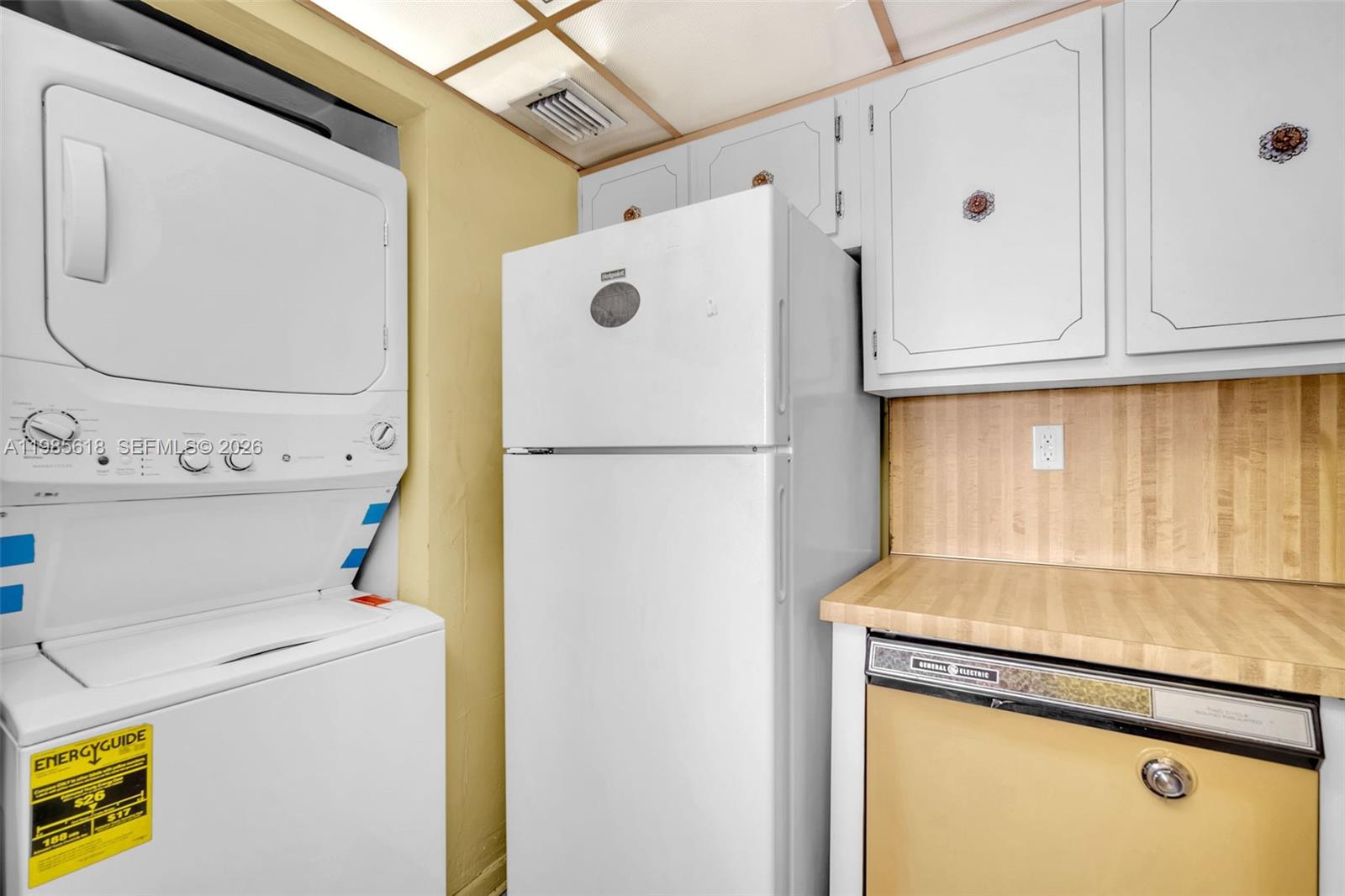 5731 NW 37th St #405 Virginia Gardens, FL 33166