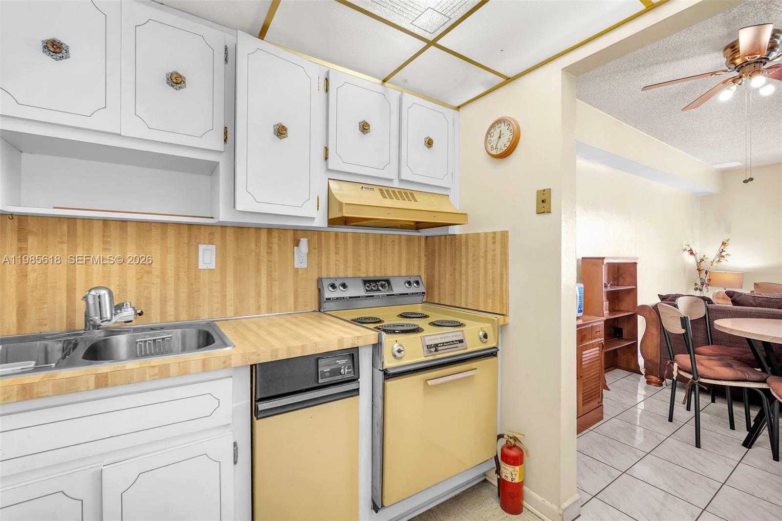 5731 NW 37th St #405 Virginia Gardens, FL 33166