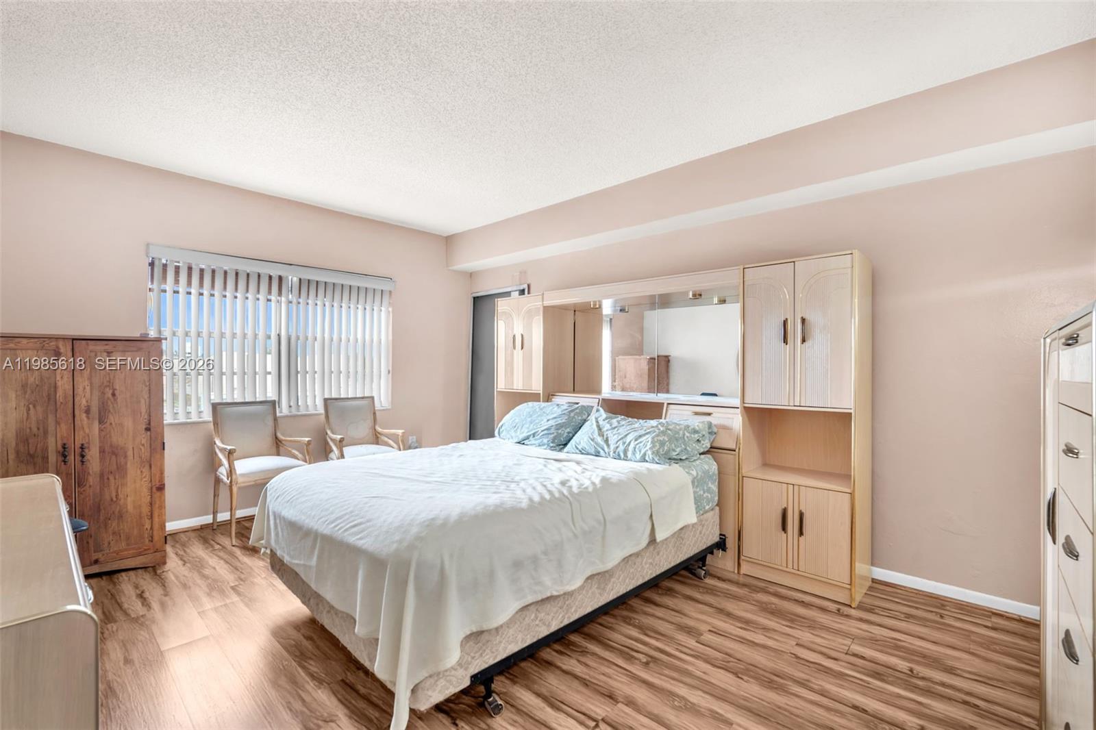 5731 NW 37th St #405 Virginia Gardens, FL 33166