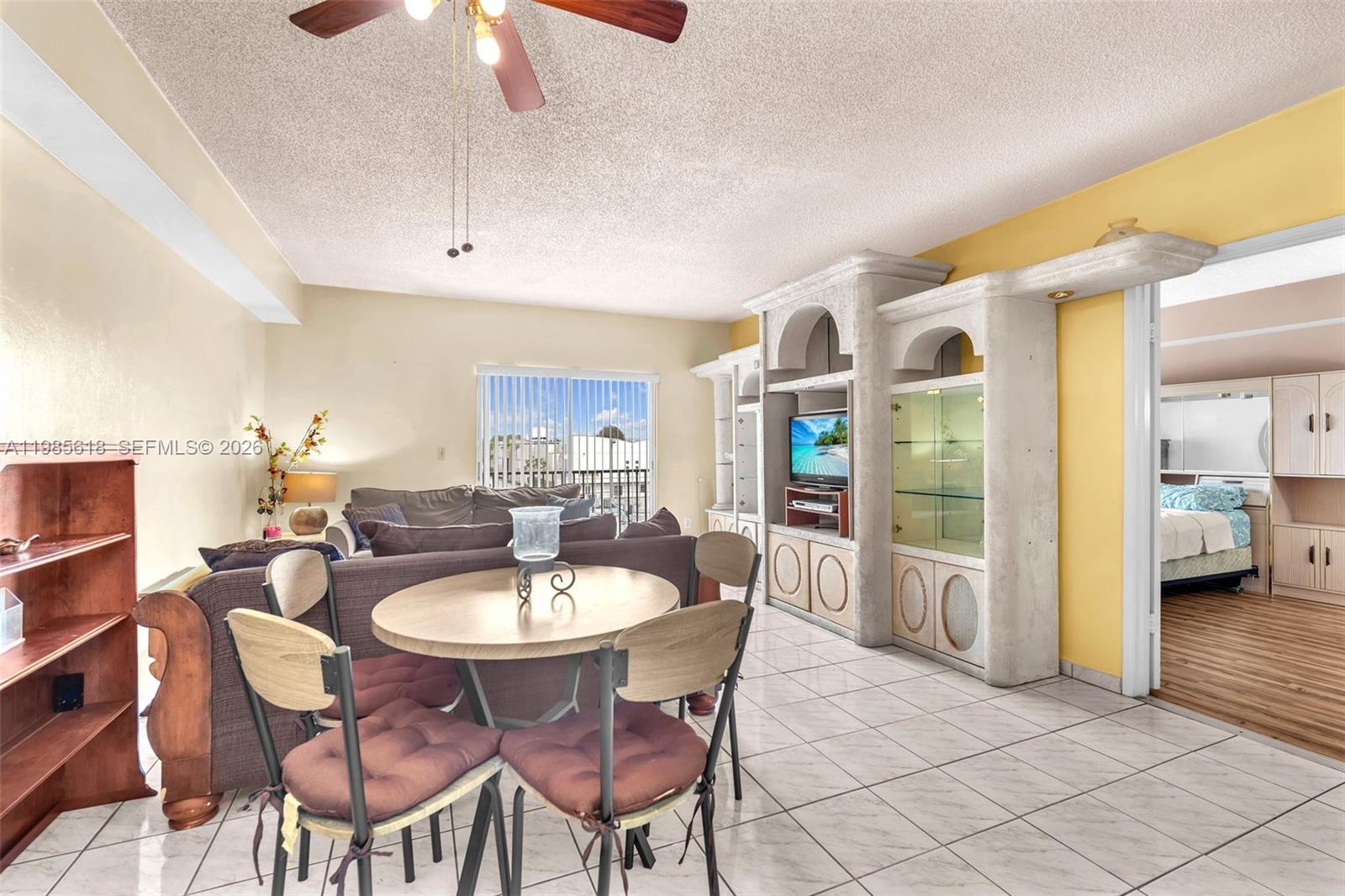 5731 NW 37th St #405 Virginia Gardens, FL 33166