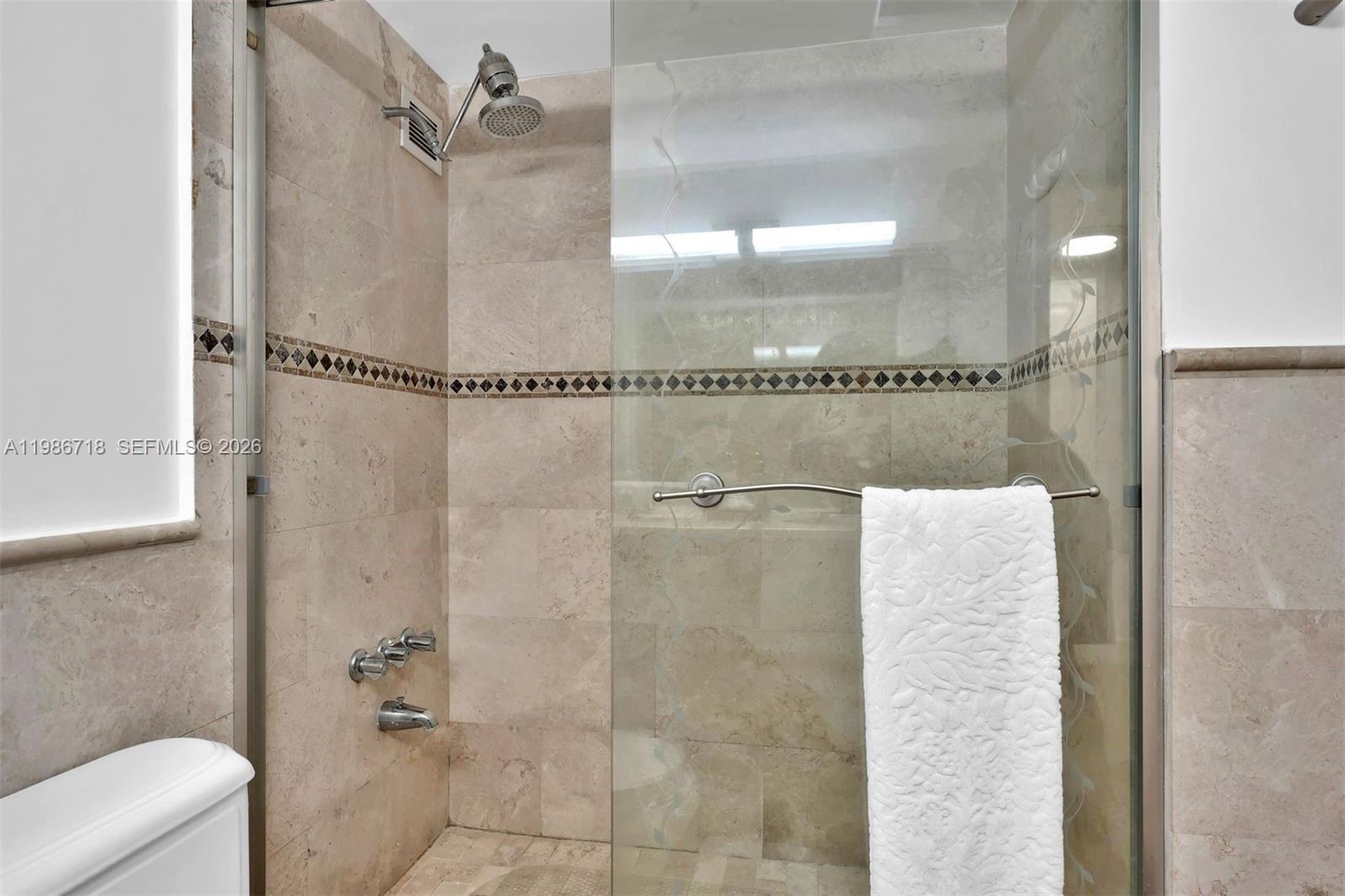 image Mirador 1000 (South Tower)25