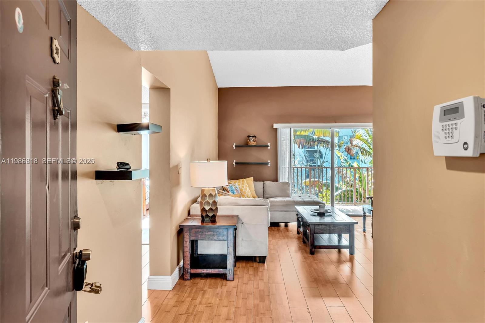 771 N Pine Is Rd #303