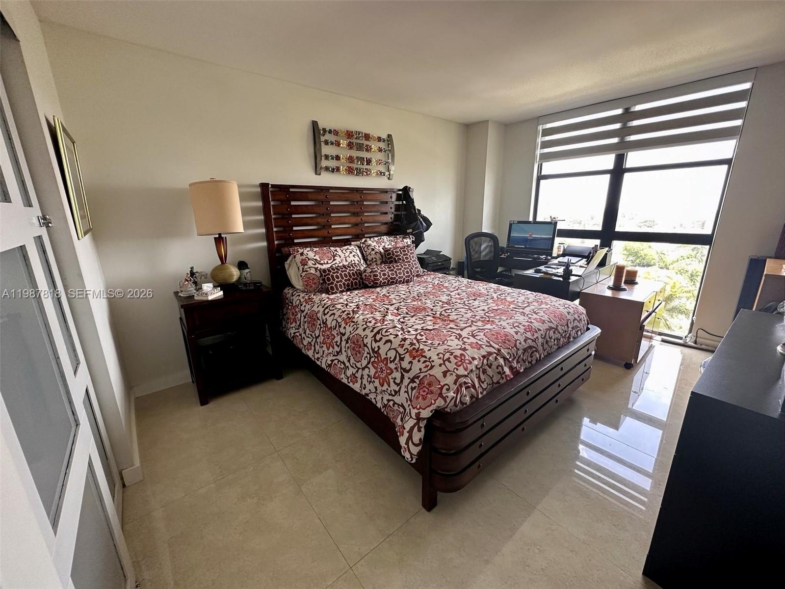 1000 Quayside Ter #1101 Miami, FL 33138