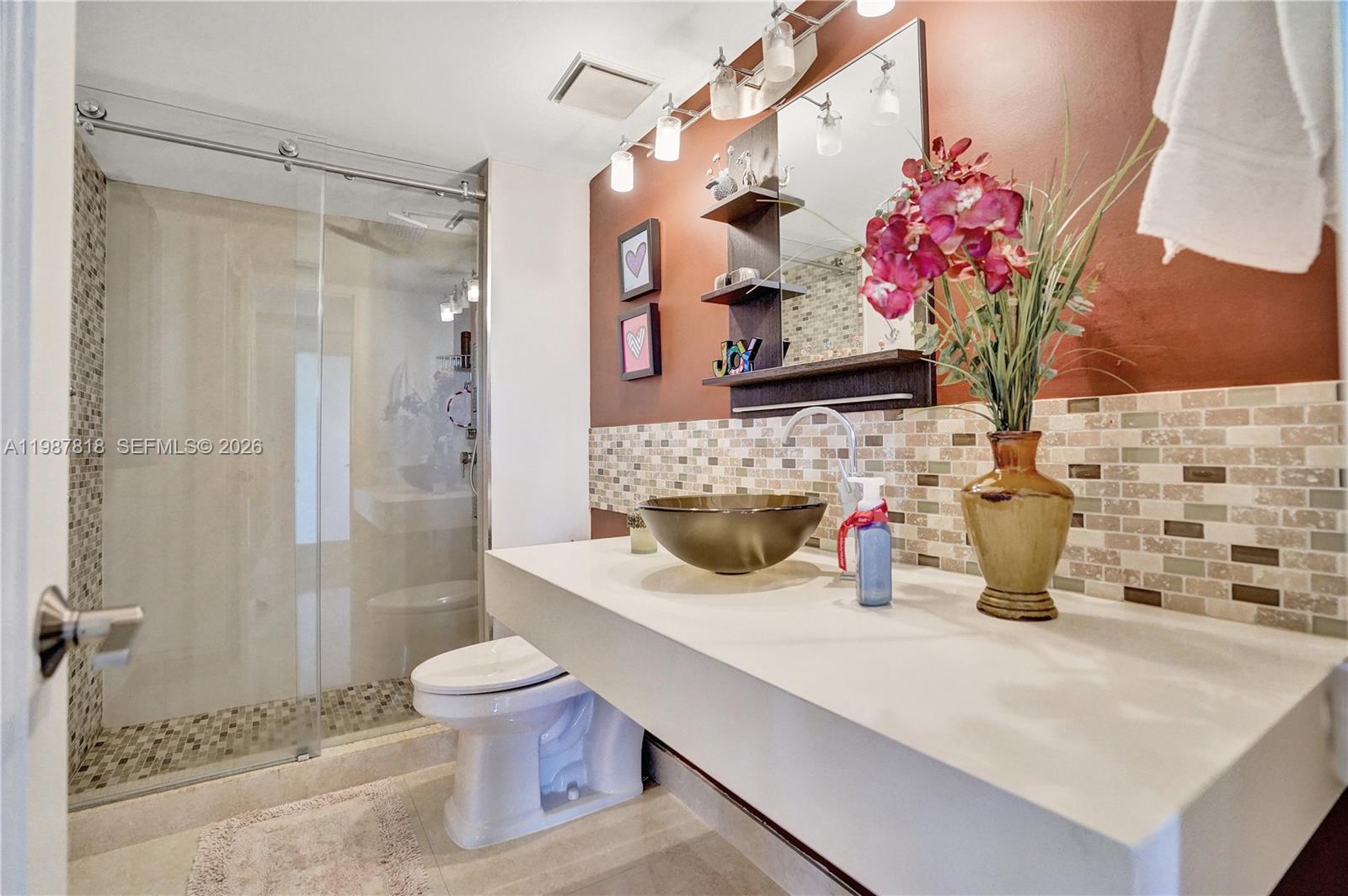 1000 Quayside Ter #1101 Miami, FL 33138