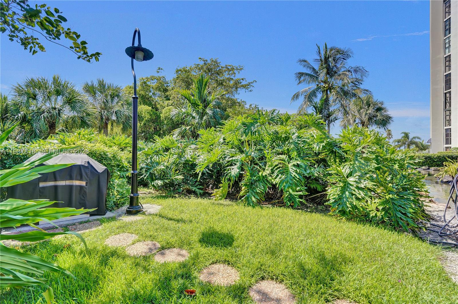 1000 Quayside Ter #1101 Miami, FL 33138