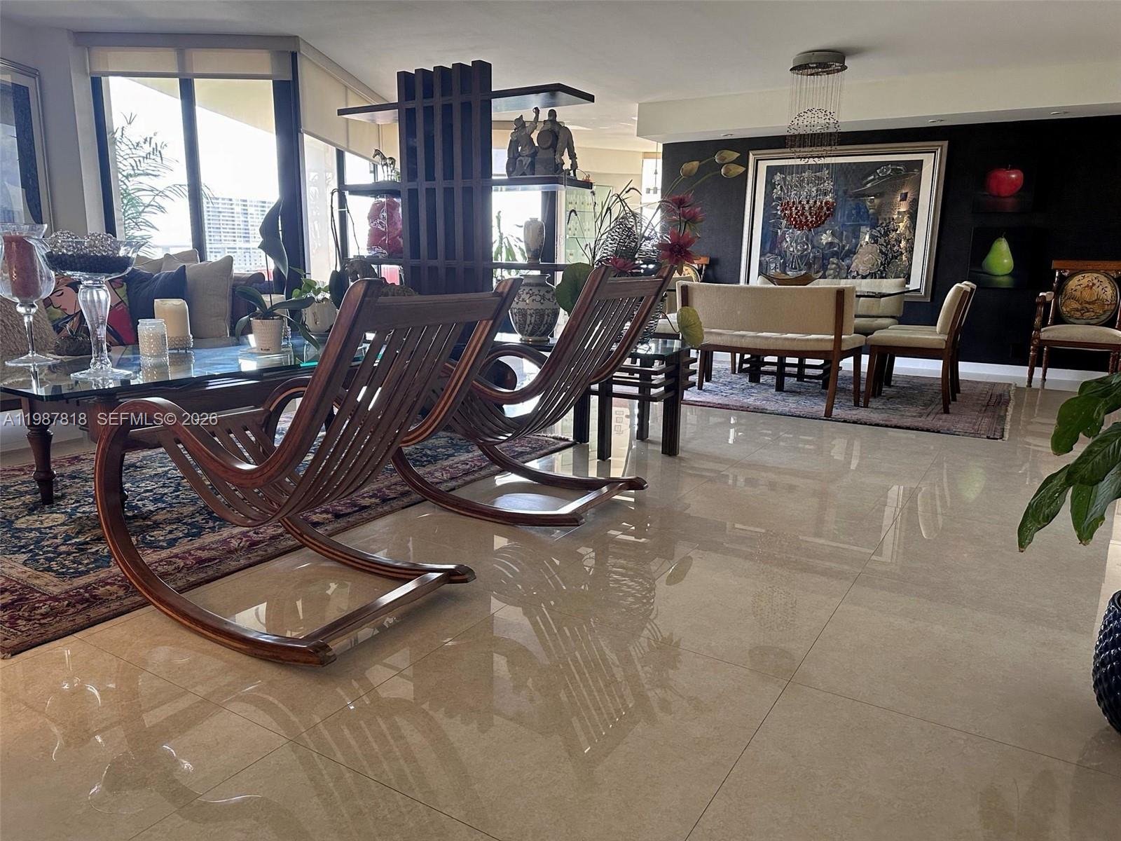 1000 Quayside Ter #1101 Miami, FL 33138