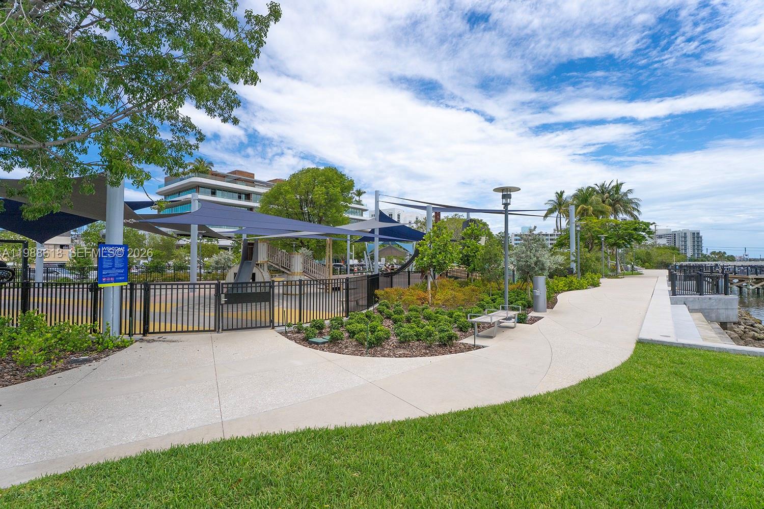 1670 Lincoln Ct #6B Miami Beach, FL 33139