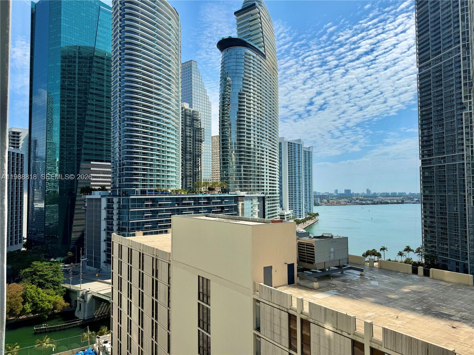 image Viceroy Brickell Residences51