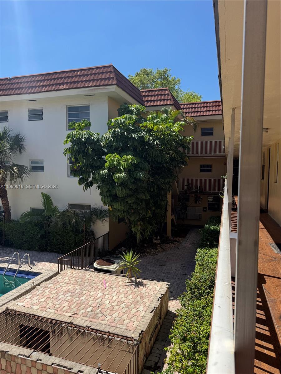 13655 NE 10th Ave #208