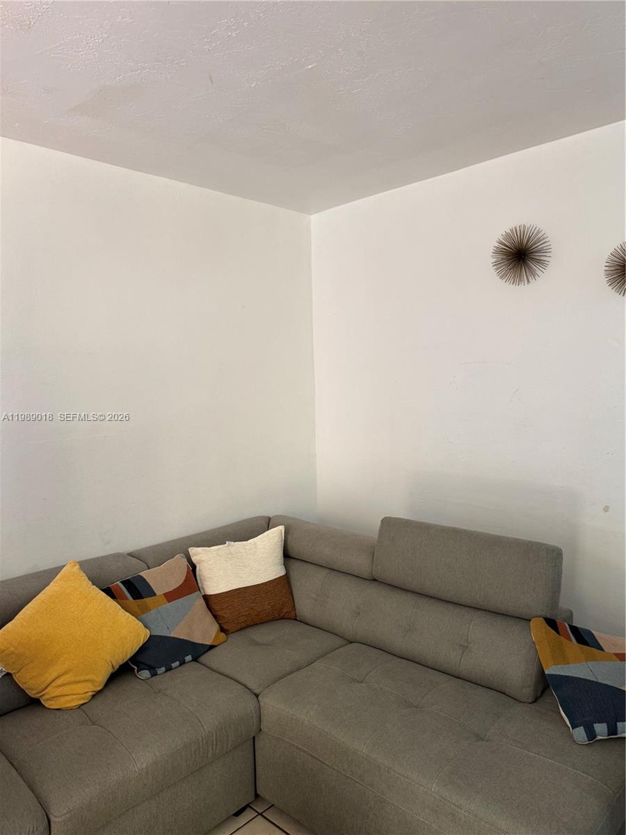 13655 NE 10th Ave #208 North Miami, FL 33161