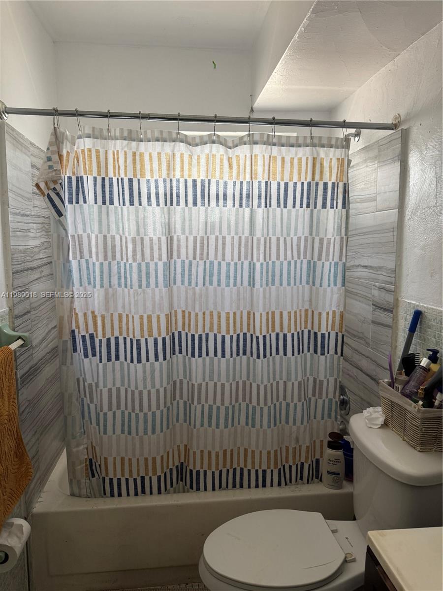 13655 NE 10th Ave #208 North Miami, FL 33161