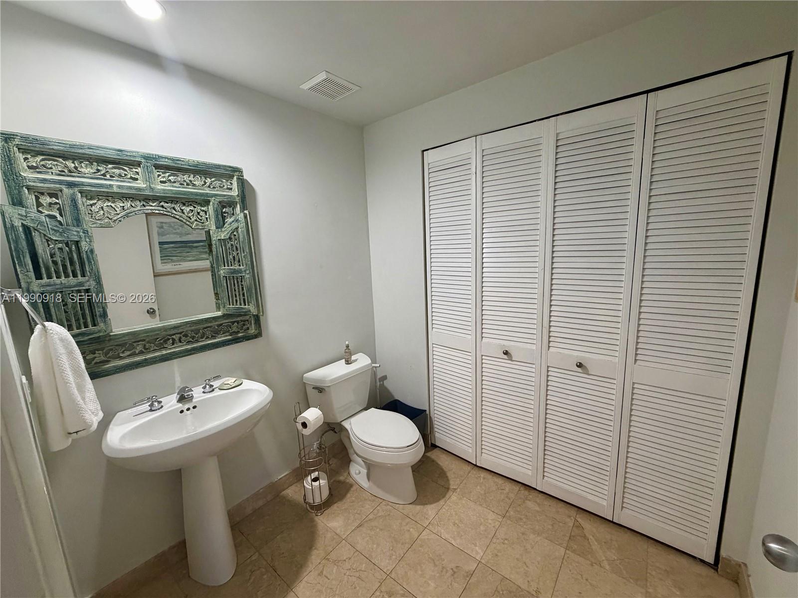 image Courts Brickell Key16