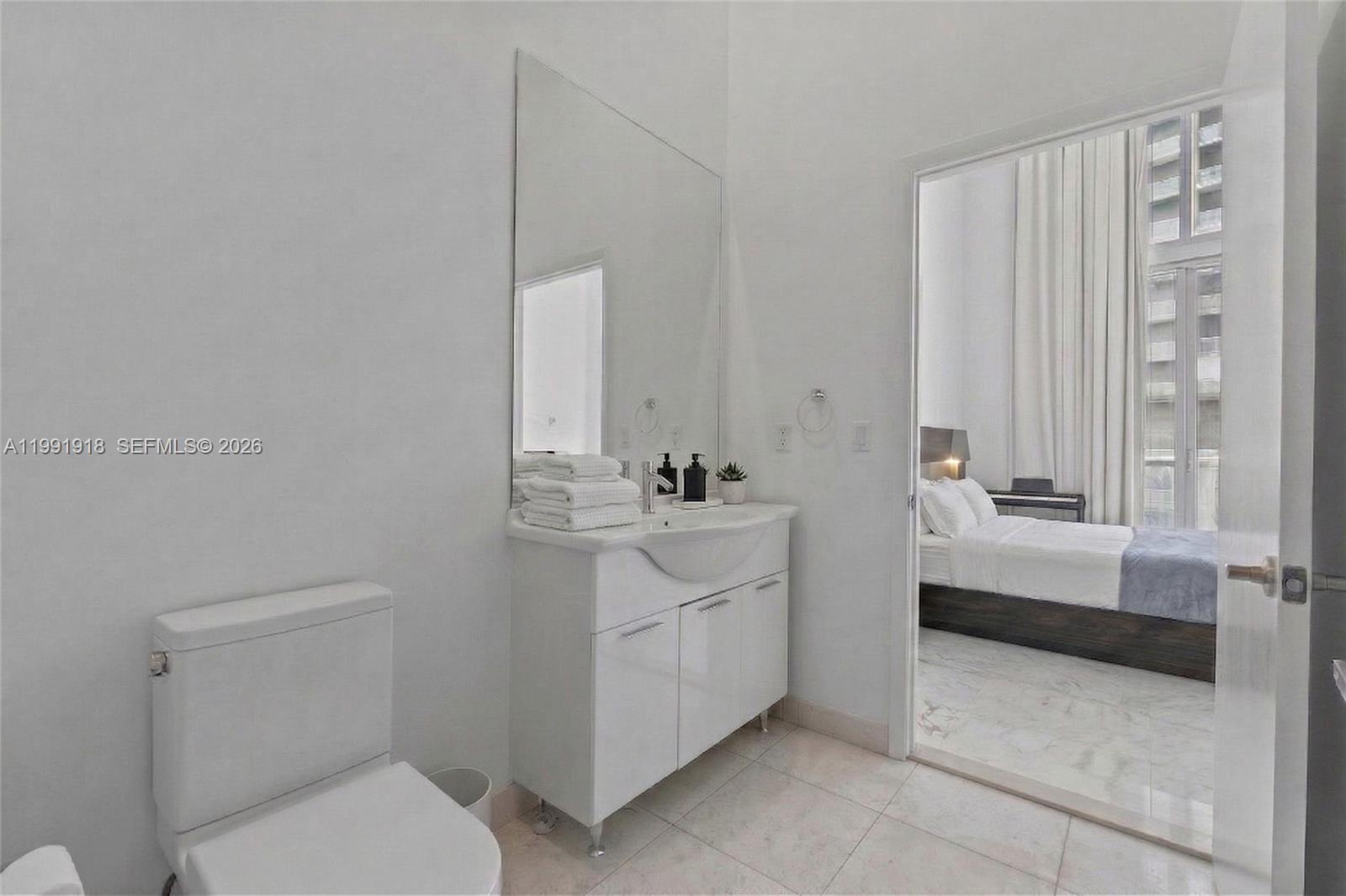 image Icon Brickell I22