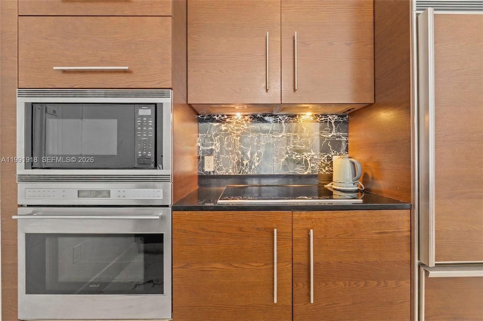 image Icon Brickell I2