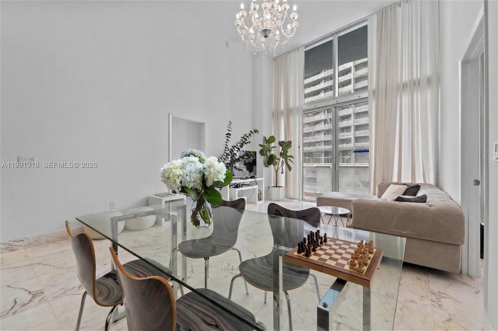 image Icon Brickell I8