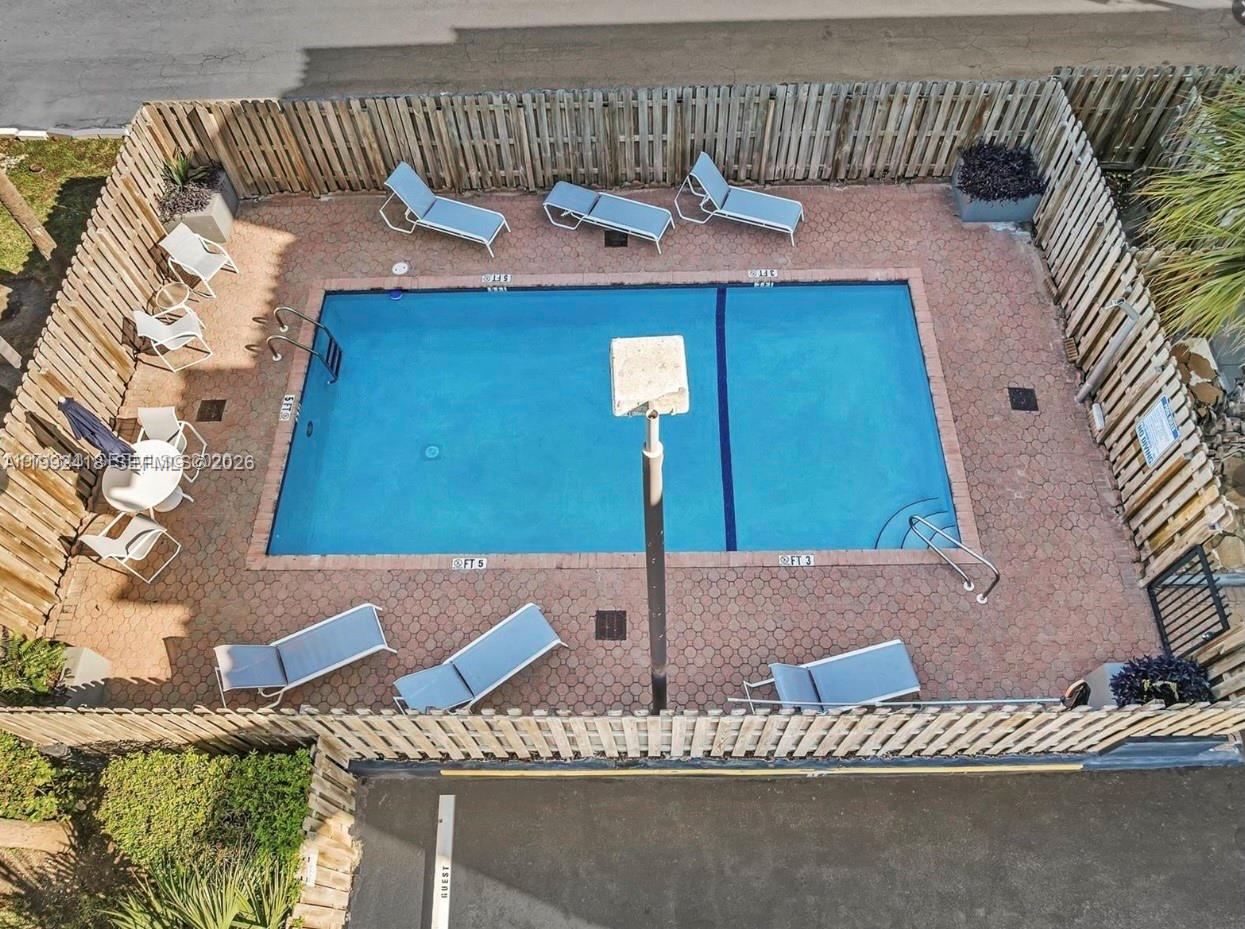 8900 Collins Ave #304 Surfside, FL 33154