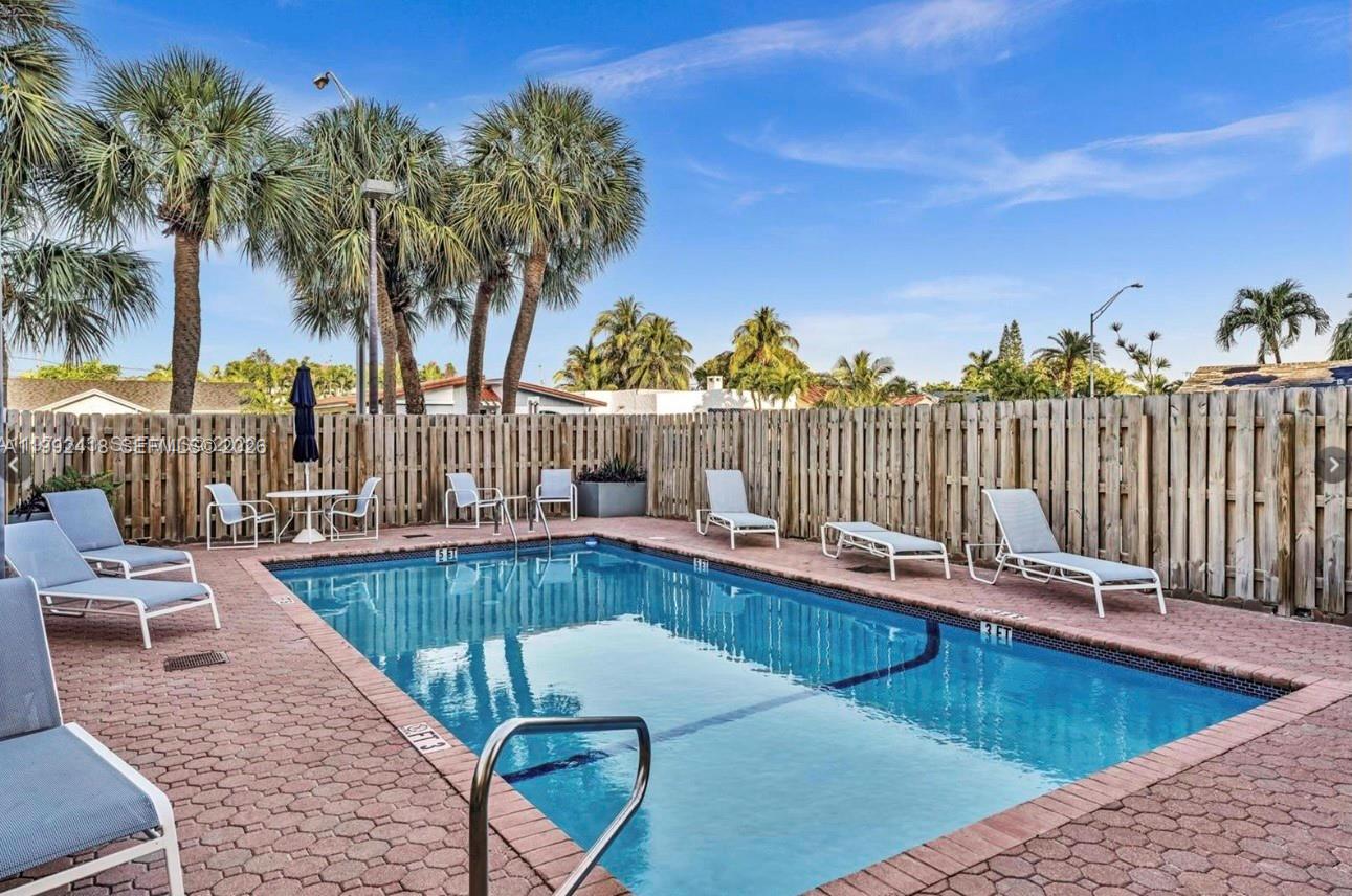 8900 Collins Ave #304 Surfside, FL 33154